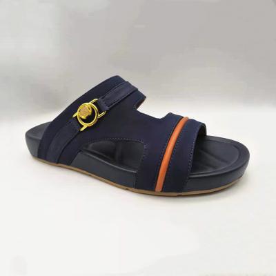 China Latest Fashion Trend Classic Arab Slipper Beach Sandal And Men Slipper for sale