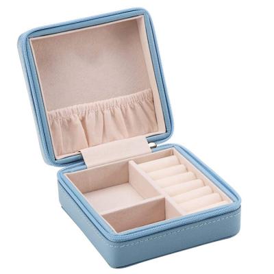 China Leather Wholesales Small Leather / PVC Travel Jewelry Box With Zipper Portable Jewelry Case for sale