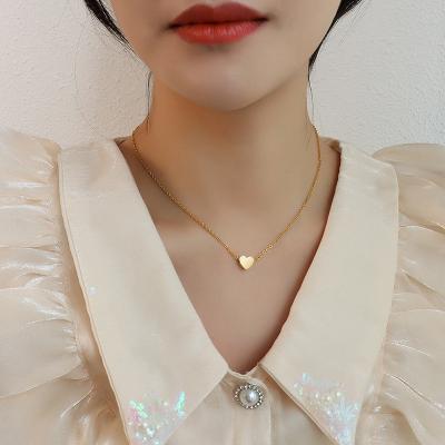 China CLASSIC Wholesale Price NO MOQ 18K Gold Stainless Steel Necklace Thin Love Chain Pendant For Lover Heart Pendant Necklace for sale