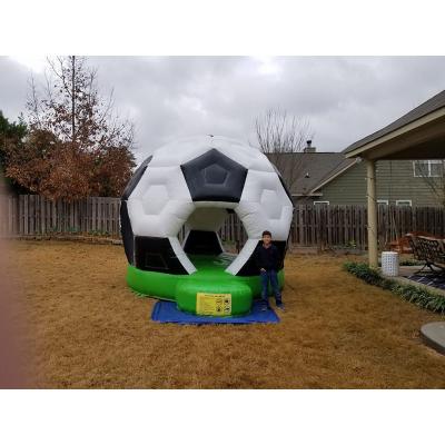 China Indoor/Outdoor Football Inflatable Jumping Castle Playground Inflatable Jumping Castle Football Arena for sale