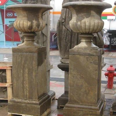 China Europe Hot Sales Antique Stone Vase&Planter For Garden for sale