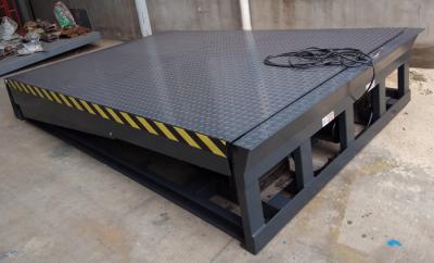 China 10000KG  7' * 8' Truck Working Platform Equipment Hydraulic Electric Dock Leveler for sale