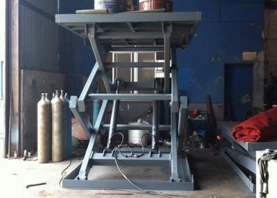 China Light Duty Hydraulic Mezzanine Goods Lift Up To 3300mm Height for sale