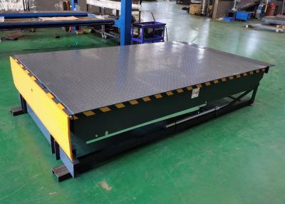 China 1.1KW 8T Electric Dock Leveler For Warehousing Site for sale