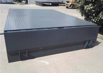 China Warehouse Dock Equipment Hydraulic Dock Levelers 10Ton ,12Ton, 15Ton for sale