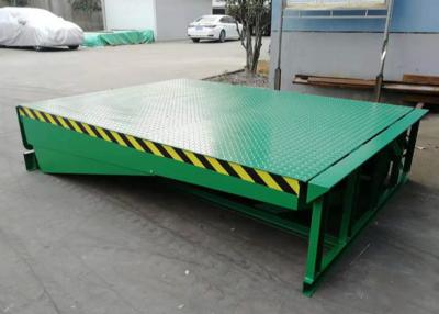 China Hydraulic Loading Platform Electric Dock Leveler 2000*3000mm Built In The Loading Dock Pit for sale