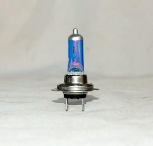 China Super White And Rainbow Blue Automotive Spare Parts H7 BULBS for sale