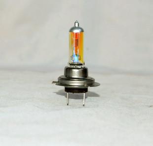 China Automotive Spare Parts H7 Bulbs ISO Certification 37X19X27CM for sale