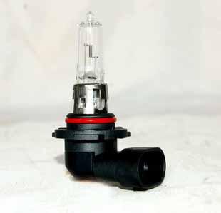 China High Performance Halogen 9005 Headlight Bulb Energy Saving for sale