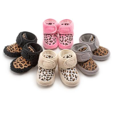 China RTS Leopard Fleece Ankle Length Infant Newborn Baby Winter Printed Casual Walking Shoes for sale