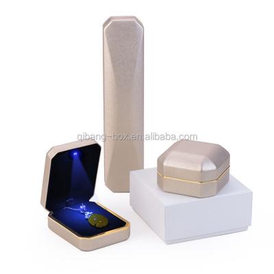 China China QIBANG Luxury Elegant Unique Design PU Leather Velvet Jewelry Boxes With Lightweight Packaging Rings Bracelet Necklace for sale