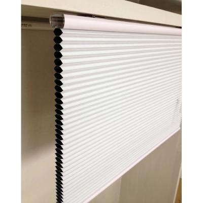 China Modern Battery Powered Honeycomb Motor Blind Honeycomb Blinds Motorized Cellular Shades for sale