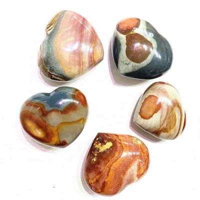 China Wholesale Natural Folk Crafts Stone Europe Crystal Therapy Full Color Crystal Heart Semi Precious Stones for sale