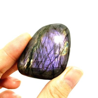 China Europe High Quality Rare Folk Crafts Healing Natural Purple Labradorite Palm Crystal Stone for sale