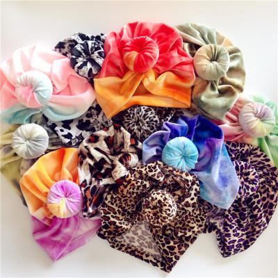 China Fashion Kids Friendly Velvet Leopard Material Pattern Tie Dye Donut Turban Babies Hair Accessories Baby Turban With Knot for sale