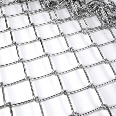 China Supplier Customization Easily Assembled Hot Sale Galvanized Chain Link Fence Wholesale Chain Link Fence for sale