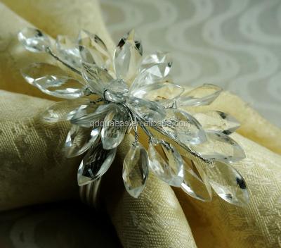 China Leaf Wedding Decoration Viable Clear Crystal Beaded Napkin Ring, Wholesale Acrylic Napkin Holder for sale