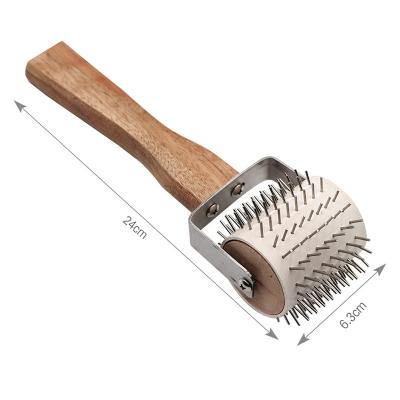 China Farms Wooden Material Handle Honey Harvesting Tool Idler Wheel Uncappping Roller for sale