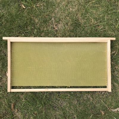 China Wooden trusses beehive frame with base for sale