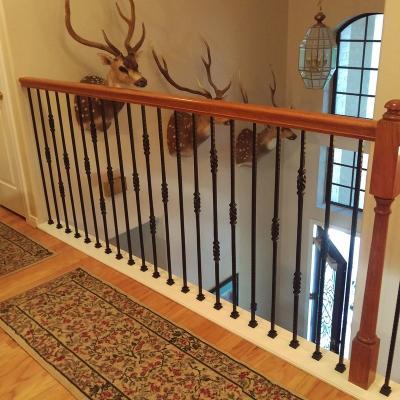 China Modern Solid Wrought Iron Indoor Staircase Cast Baluster Accessory European Style Iron Steel Balusters for sale