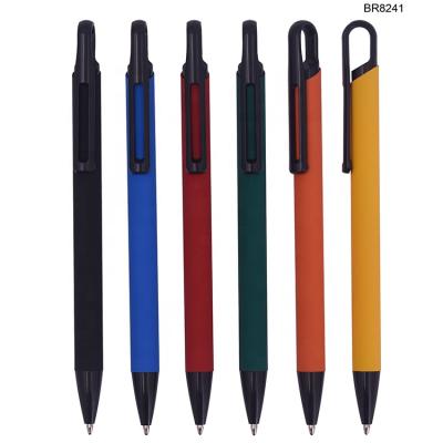 China 2021 Eco-Friendly Retractable Tip Pen Black Plastic Tip Ball Pen Metal Ballpoint Pen for sale