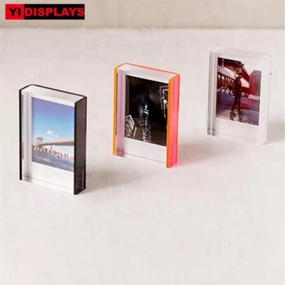 China Retail Store Frame 2x3 Picture Frame 4x6 Acrylic Polaroid Picture Frame for sale