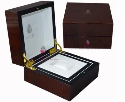 China High Glossy Painting Sundo Maker Customize Logo Luxury Real-Wood Wooden Watch Box For Man Wrist Watch Packaging for sale