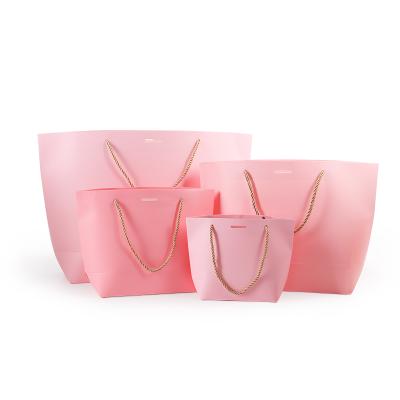 China Can be used for custom logo high quality foldable clothes paper bag kraft paper bag printing shopping for sale