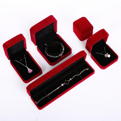 China For Gift Luxury Packaging Jewelry Packaging Wedding Velvet Plastic Jewelry Boxes for sale