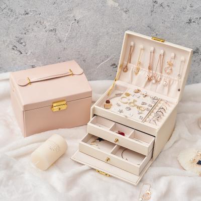 China Jewelry Display SUNDO Luxury Necklace Pendant Ring Jewelry Storage Case Metal Lock PU Leather Jewellry Organizer Boxes for sale