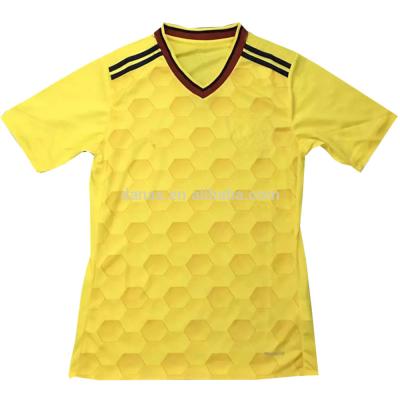 China Latest Colombia short sleeve quick dry soccer jersey polyester made in China for sale