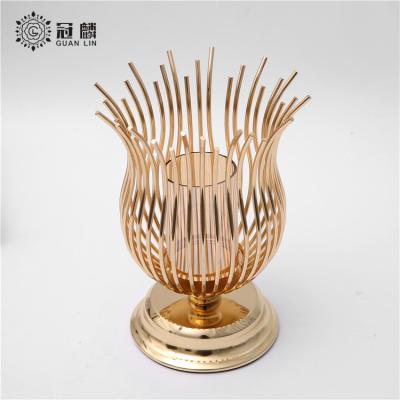 China Reusable Nordic Style Wedding Table Centerpieces Other Candlestick Gold Metal Candle Holder for sale