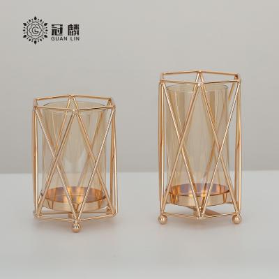 China Romantic Hot Selling Popular High End Candlelight Gold Home Decoration Modern Design Iron Candle Holder for sale