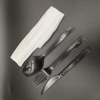 China Disposable Disposable Mess Or Mean Cutlery Pepper And Salt Napkin Kits for sale