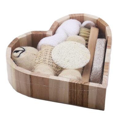 China Round Bristle Brush Gift Box Set Bathing Gift , Delicate And Clean Heart-Shaped Bathing Tool Cute Bear for sale