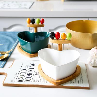 China Stocked Nordic style heart shape green white design contracted deep ceramic fruit bowl for sale