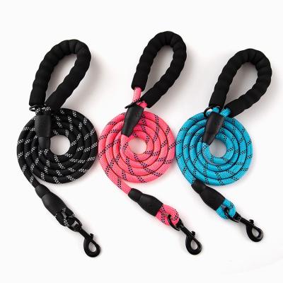 China Reflective Pet Supplies A Variety Of Color Reflective Round Pet Leash With Comfortable Handle for sale