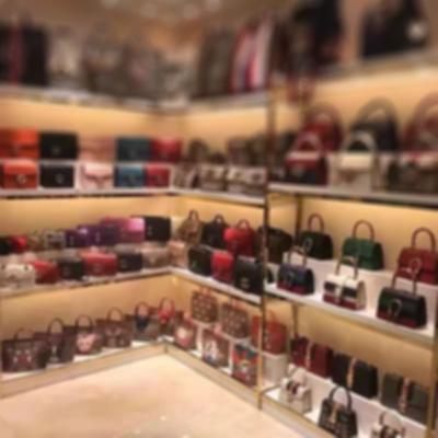 China Fashion 5A Level Good Quality Wholesale All Kinds of Famous and Pure Famous Brands Wallets Backpacks Handbags and Women's Men's Wallets for sale