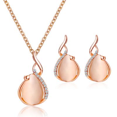 China Hot Selling New Korean Style Amazon Alloy Alloy Jewelry Set Material Crystal Opals Necklace Earrings Simple Two Piece Set for sale