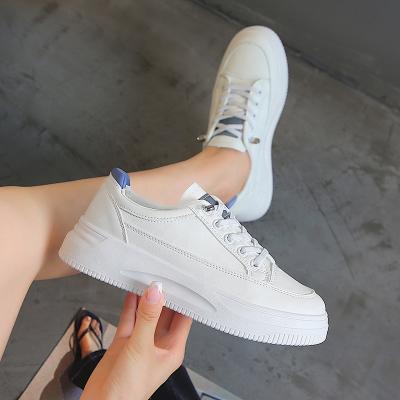 China CUSHIONING Women Skateball Shoes Microfiber Ladies White Fashion Shoes Sport Casual Platform Running Custom Women Skateboarding Shoes for sale