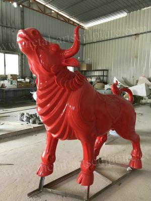 China Outdoor Fiberglass Buffalo Statue / Fiberglass Animal Statues For Landscape Decor for sale