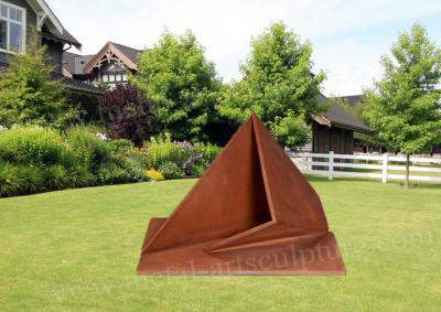 China Triangle Garden Corten Steel Sculpture With Rusty Surface OEM And ODM Design for sale