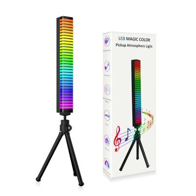 China Hotel RGB LED 3D Light Bar Rhythm App Control 32 Bit Music LED Level Lights Mood Lamp for sale