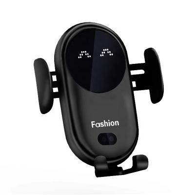 China New Wholesale Price Smart Cell Phone Infrared Sensor Car Mount Wireless Charger Car Phone Holder With Suction Cup Phone Holder for sale