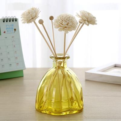 China Gift & Empty Round Glass Craft Square 120ml Aroma Reed Diffuser Bottle With Wick Aromatherapy for sale