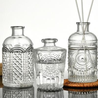 China Gift & Wholesale Home Decorative Glass Craft Aromatherapy Aroma Reed Diffuser Bottles for sale