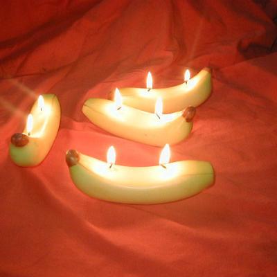 China Banana Scented Shaped Organic Soy Candle Holder Bulk Wax for sale