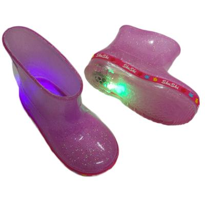 China Fashion Trend Custom Kids Led Light Up Flat Pvc Glitter Rain Boots for sale