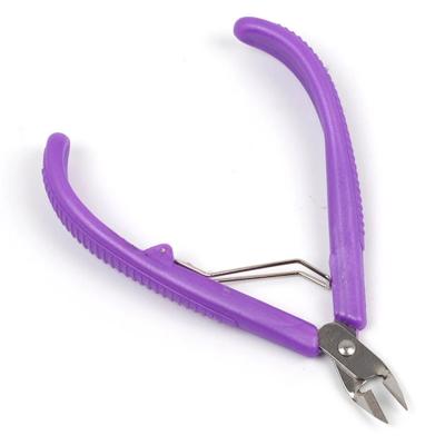 China Portable disposable cuticle toenail nipper for salon with plastic handle for sale