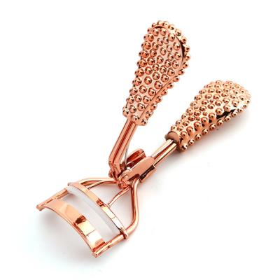 China Factory direct supply disposable mounted gold eyelash curler eyelash beauty makeup tool accessories for sale